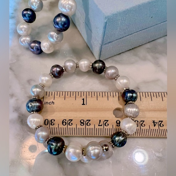 Vintage Handmade genuine Pearl bracelet. Black and white Pearls wrap bracelet - Picture 2 of 8